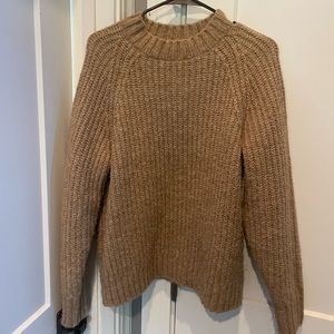 UNIQLO KNIT SWEATER